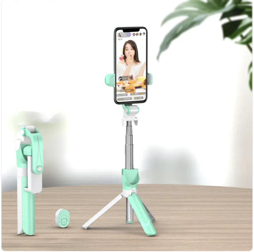 Selfie Stick with Mobile Phone Live Support